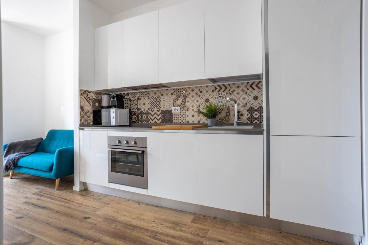 Sunlit 1 Bedroom Apt Via Pirelli Mailand Exterior foto