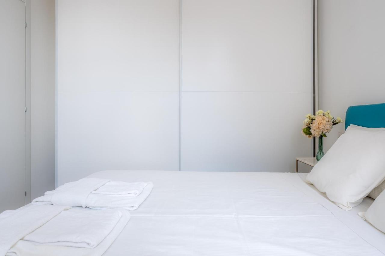 Sunlit 1 Bedroom Apt Via Pirelli Mailand Exterior foto